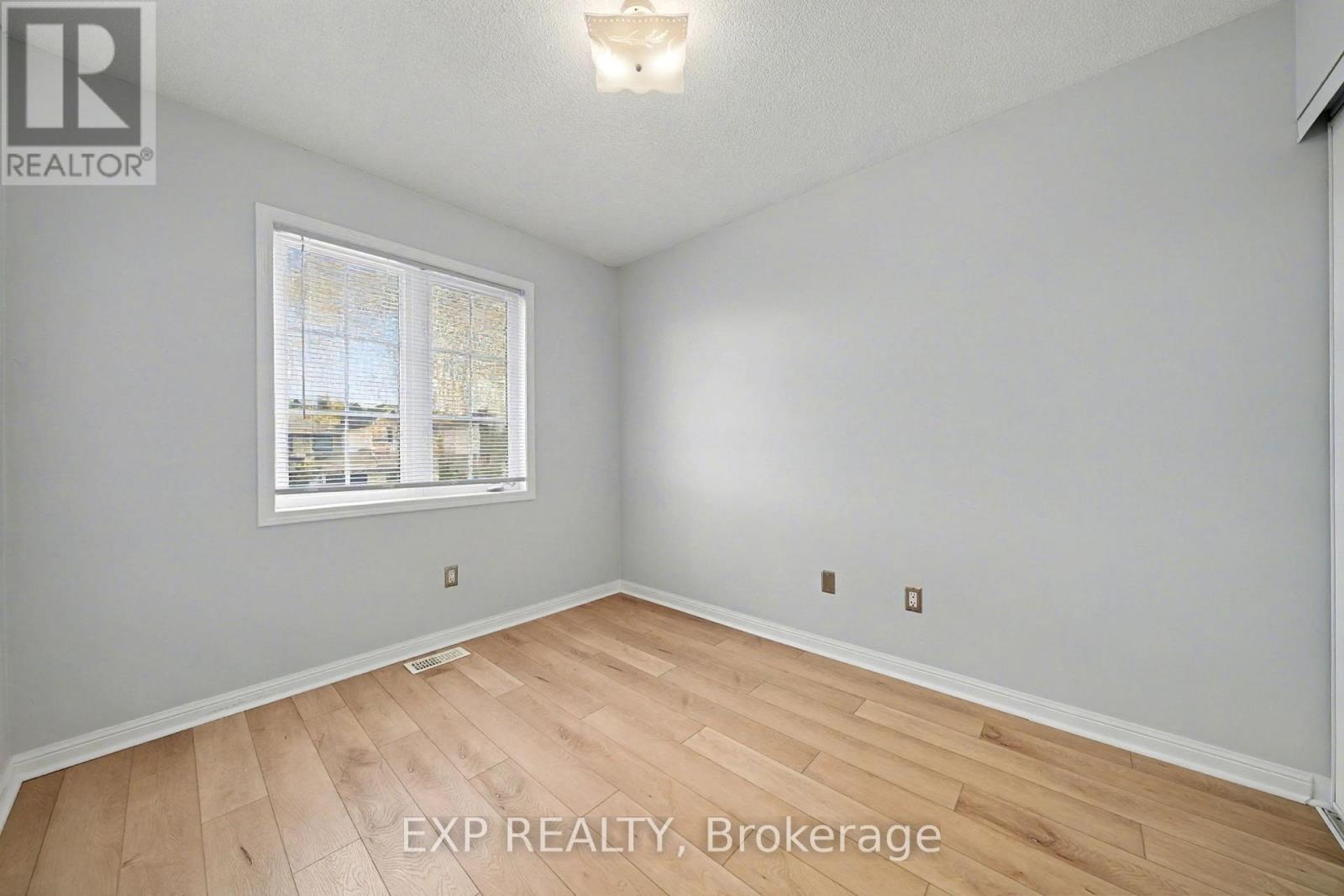 56 Hawthorne Crescent, Barrie, Ontario  L4N 9Y7 - Photo 19 - S12663302