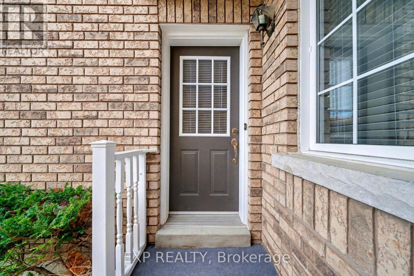 56 Hawthorne Crescent, Barrie, Ontario  L4N 9Y7 - Photo 4 - S12663302