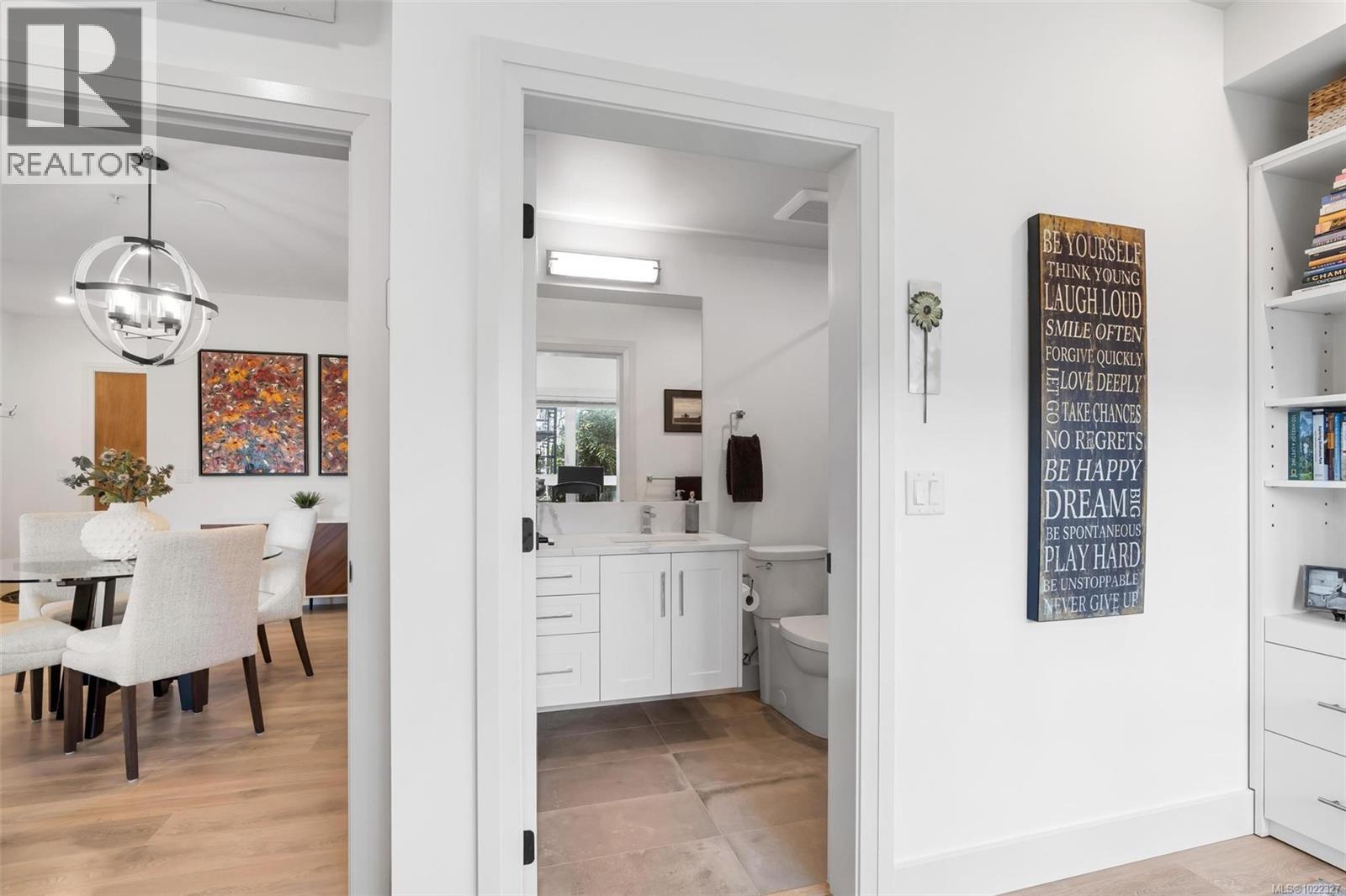 G05 741 Travino Lane, Saanich, British Columbia V8Z 0G3 - Photo 21 - 1022327