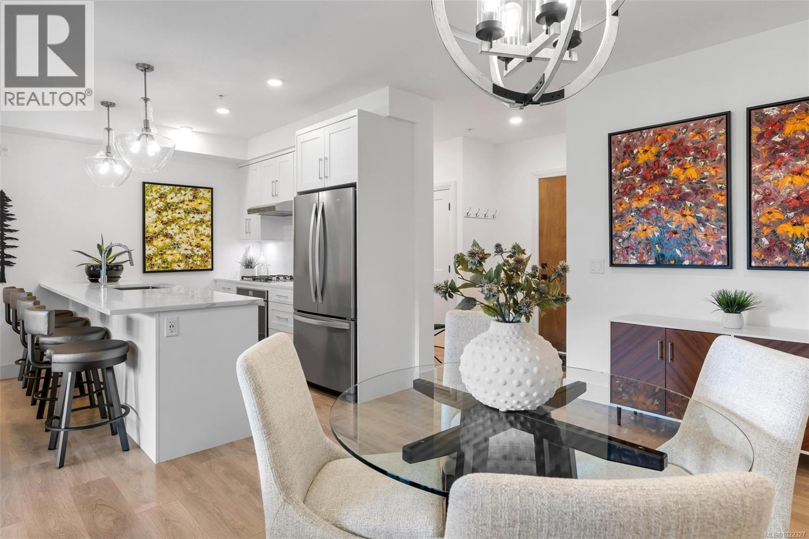 G05 741 Travino Lane, Saanich, British Columbia V8Z 0G3 - Photo 6 - 1022327