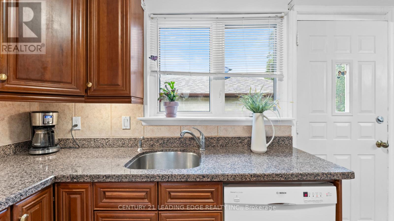 398 Allgood Street, Richmond Hill, Ontario  L4C 2Z2 - Photo 13 - N12663044