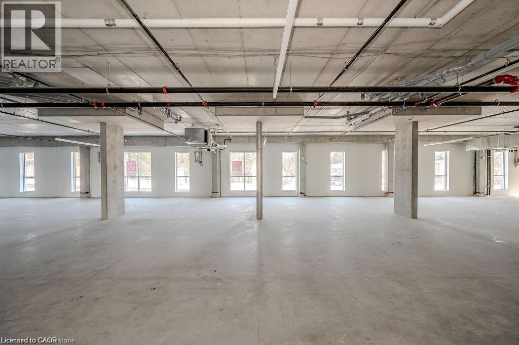 301 Westmount Road W Unit# 2, Kitchener, Ontario N2M 1S3 - Photo 3 - 40796080