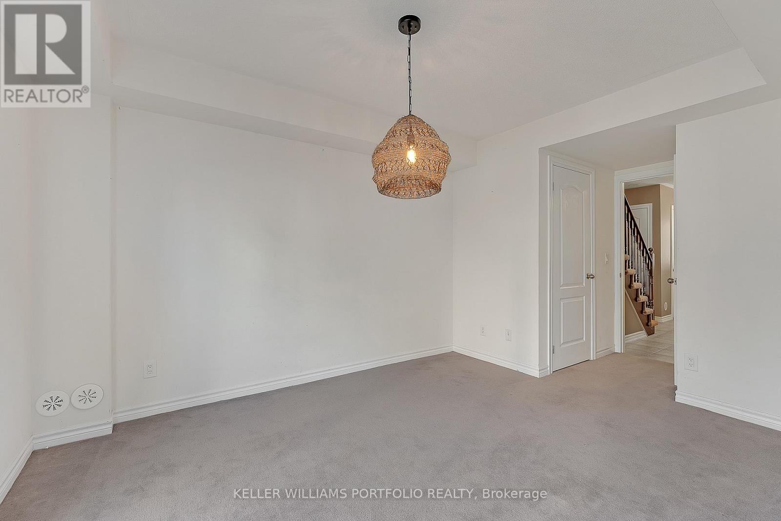 7 Cailiff Street, Brampton, Ontario  L6Y 0P9 - Photo 11 - W12663152