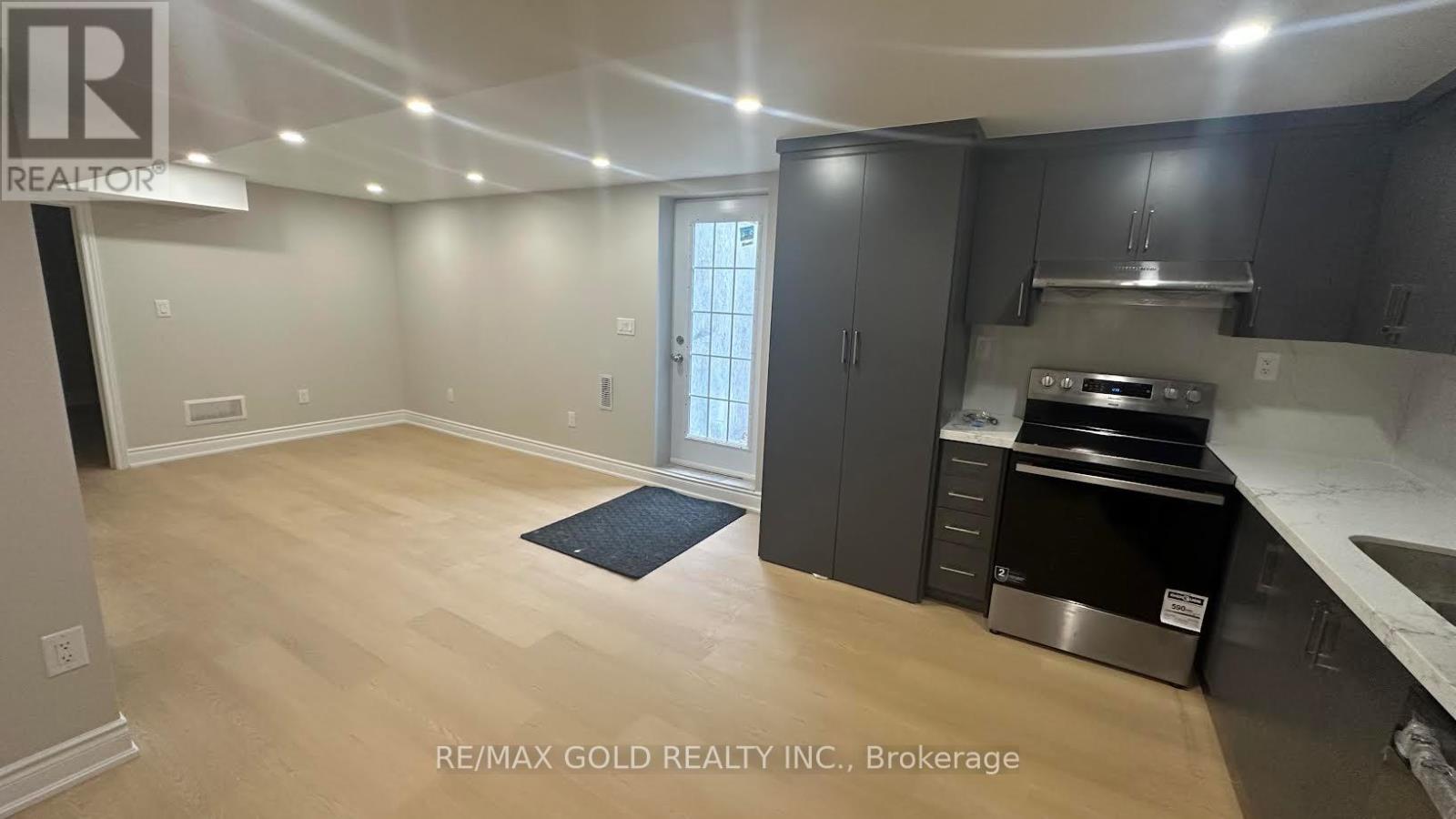 3136 Morning Glory Mews, Mississauga, Ontario  L5M 6V3 - Photo 1 - W12663160