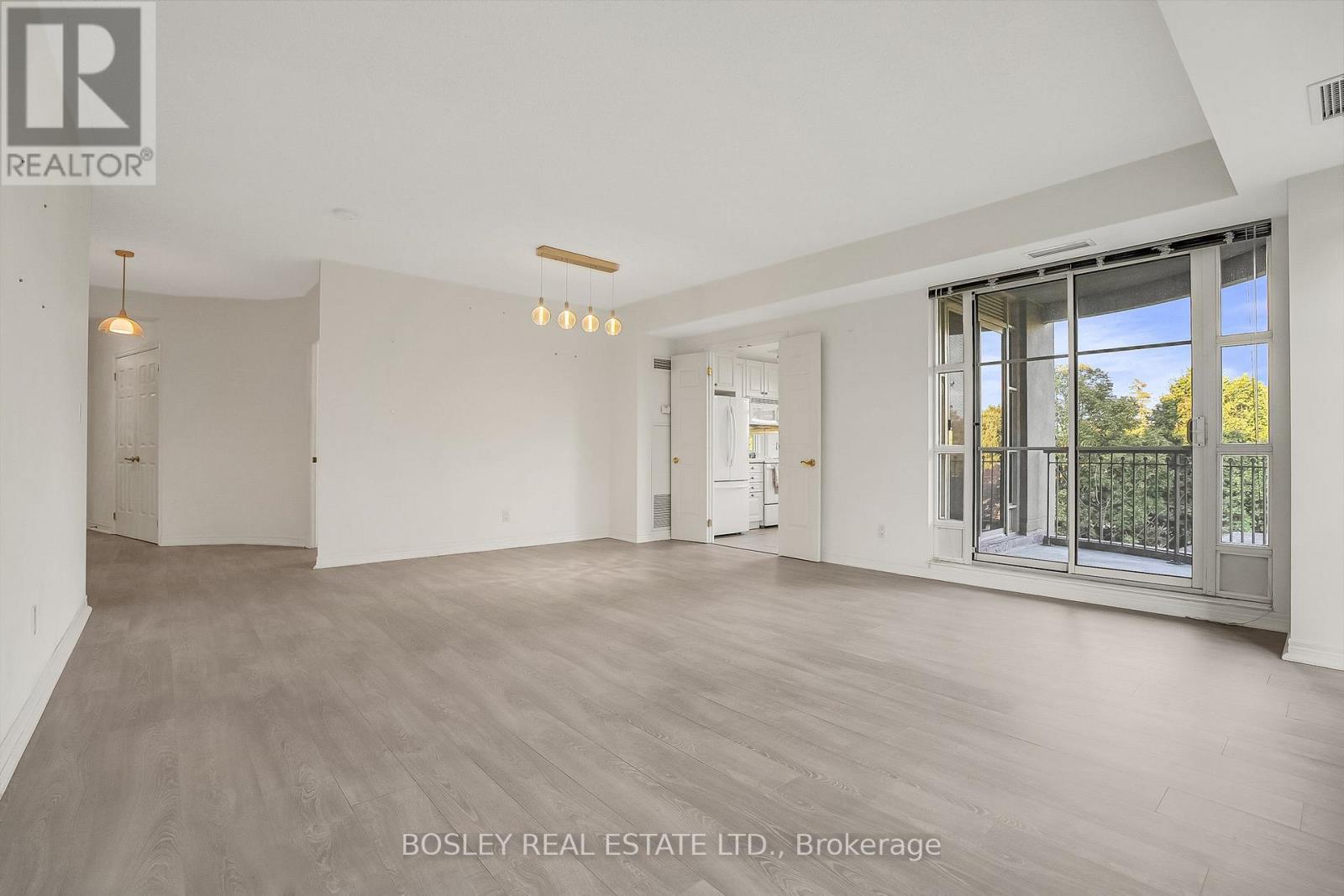 415 - 3085 Bloor Street W, Toronto, Ontario  M8X 1C9 - Photo 18 - W12663206