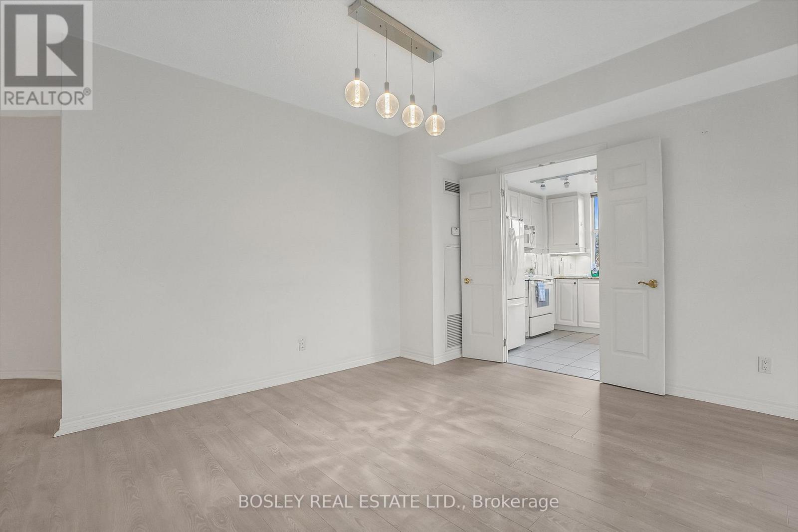 415 - 3085 Bloor Street W, Toronto, Ontario  M8X 1C9 - Photo 21 - W12663206