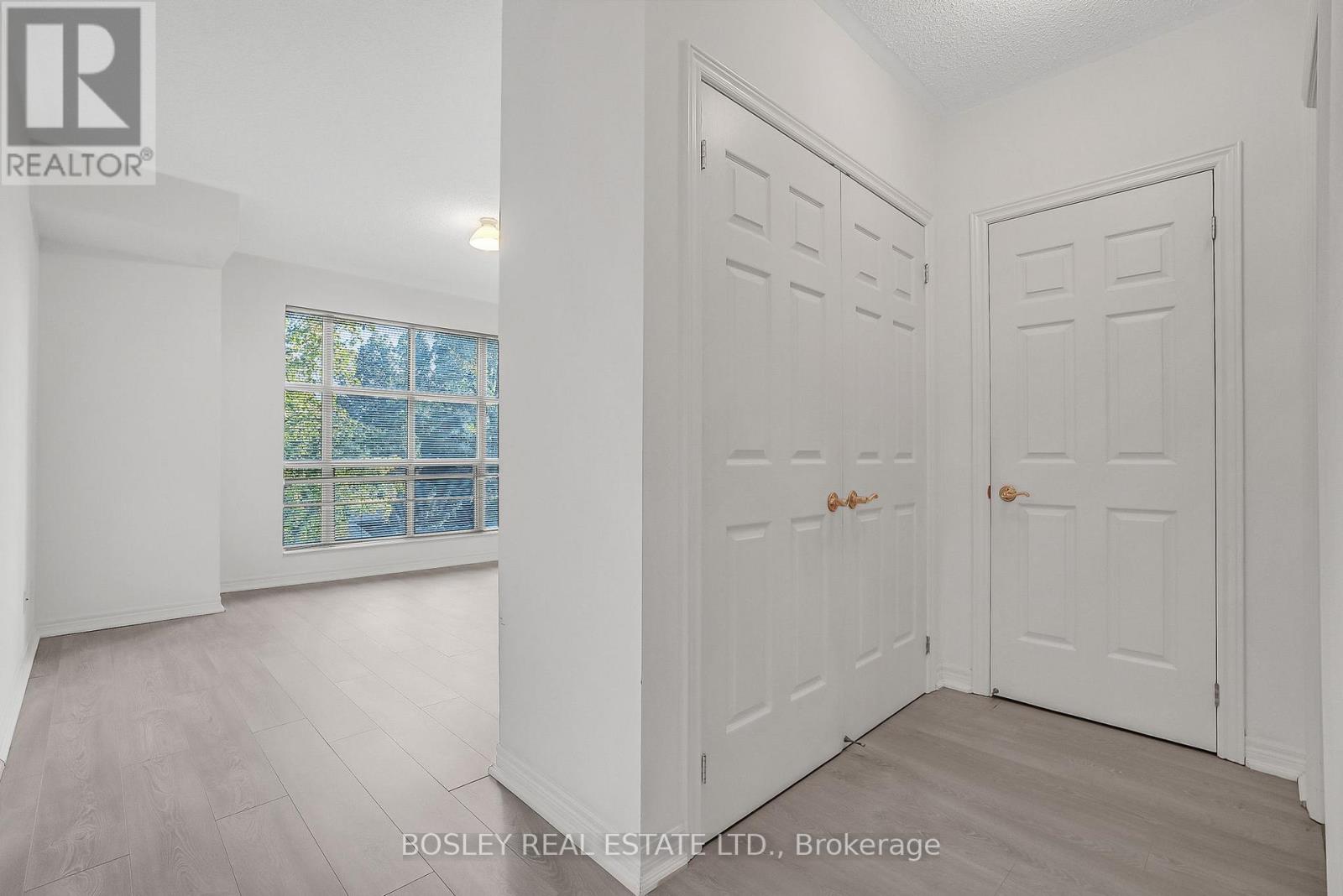 415 - 3085 Bloor Street W, Toronto, Ontario  M8X 1C9 - Photo 32 - W12663206