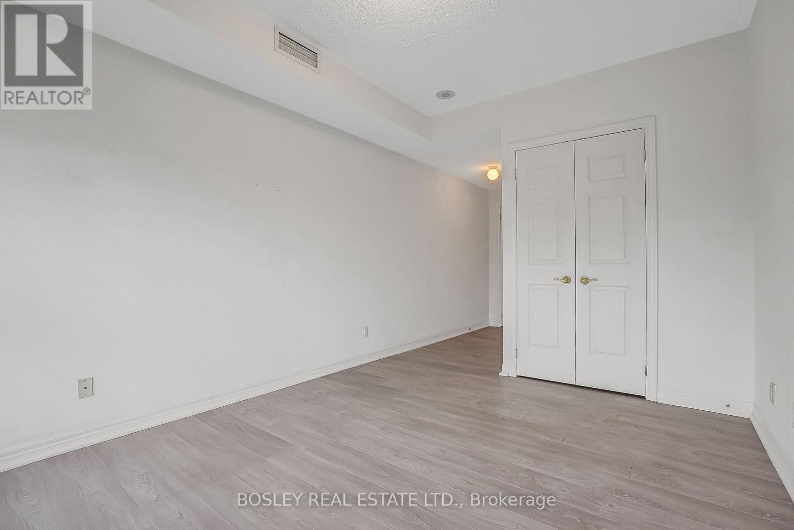 415 - 3085 Bloor Street W, Toronto, Ontario  M8X 1C9 - Photo 37 - W12663206