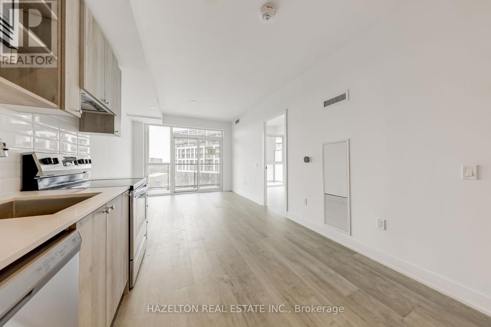 512 - 60 George Butchart Drive, Toronto, Ontario  M3K 0E1 - Photo 12 - W12663240