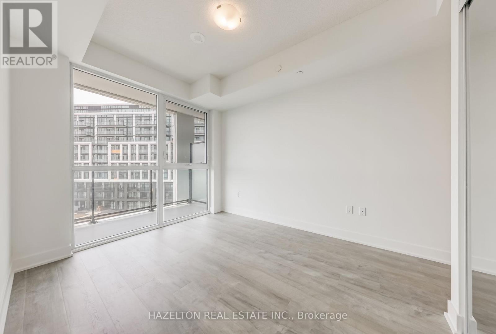 512 - 60 George Butchart Drive, Toronto, Ontario  M3K 0E1 - Photo 23 - W12663240