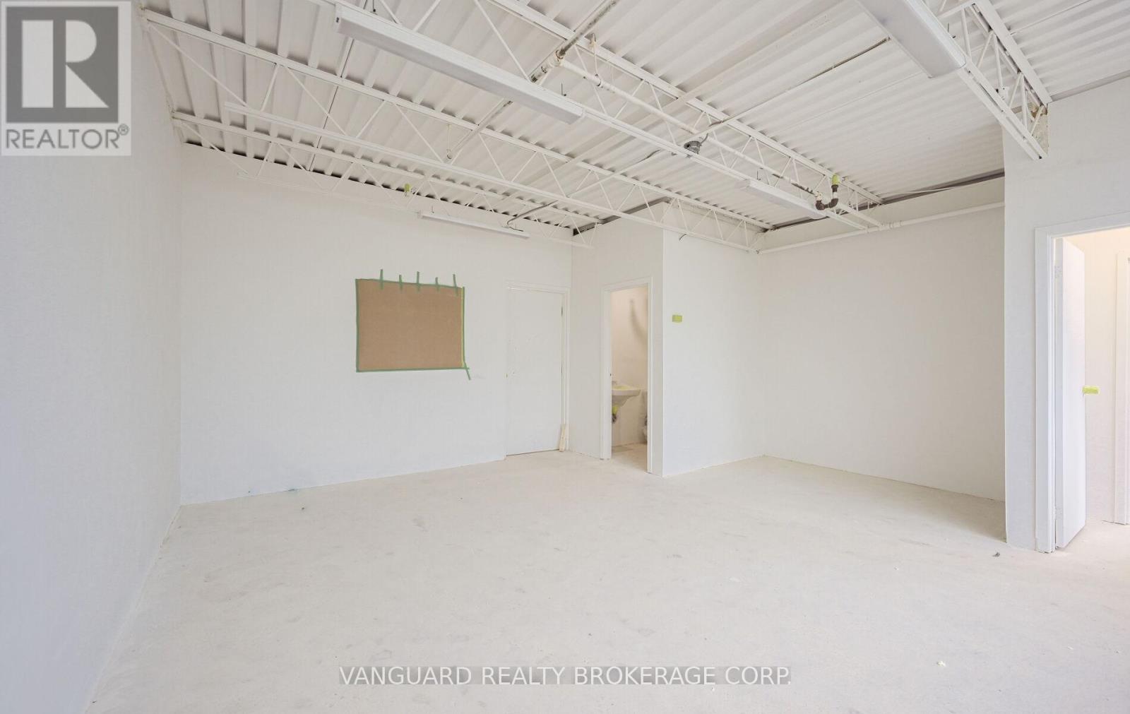 7-8 - 13 Holland Drive, Caledon, Ontario  L7E 1G7 - Photo 12 - W12663296