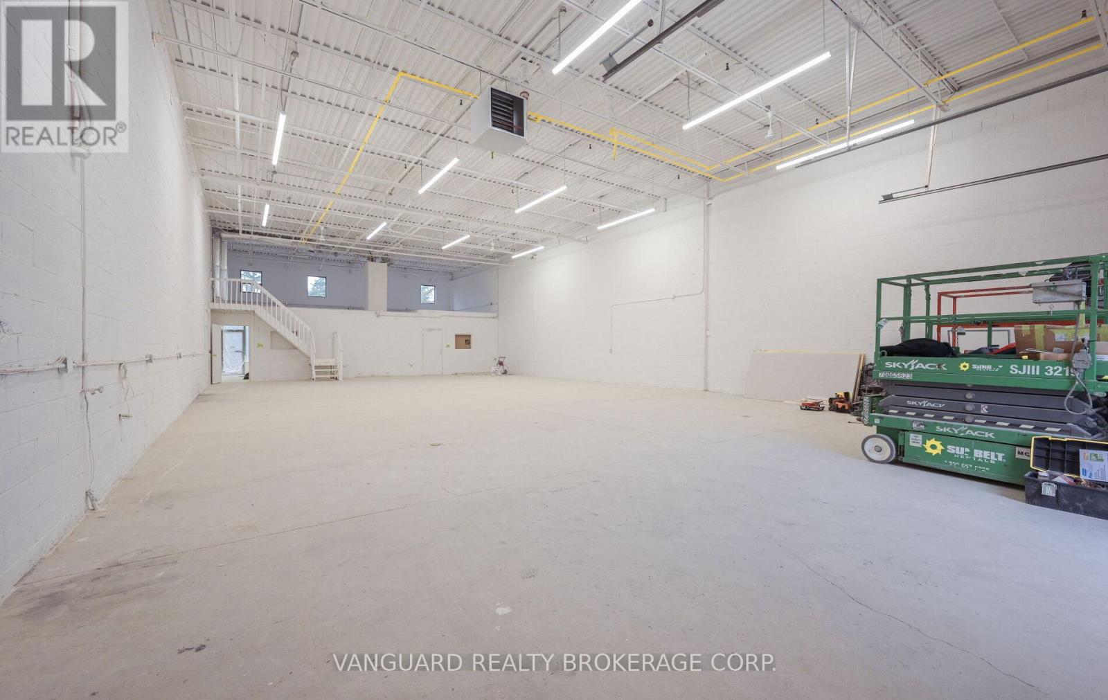 7-8 - 13 Holland Drive, Caledon, Ontario  L7E 1G7 - Photo 16 - W12663296