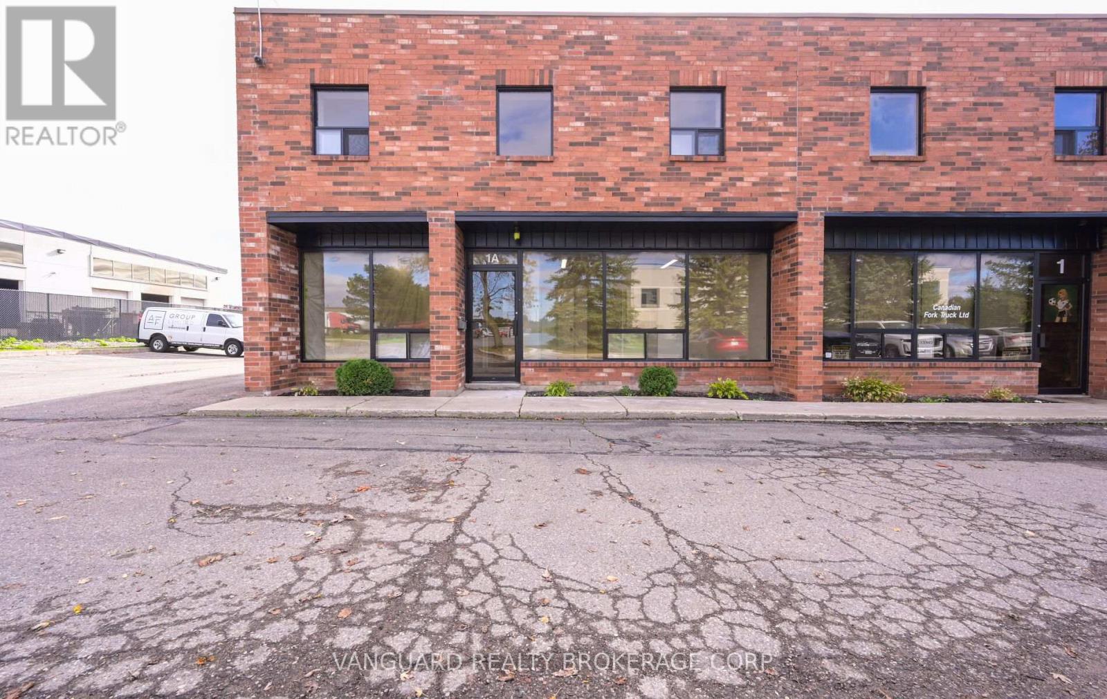 7-8 - 13 Holland Drive, Caledon, Ontario  L7E 1G7 - Photo 25 - W12663296