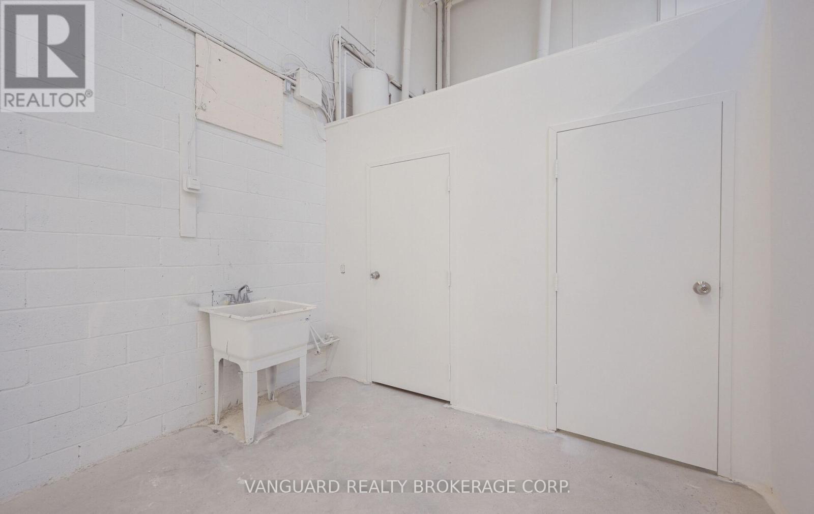 7-8 - 13 Holland Drive, Caledon, Ontario  L7E 1G7 - Photo 40 - W12663296