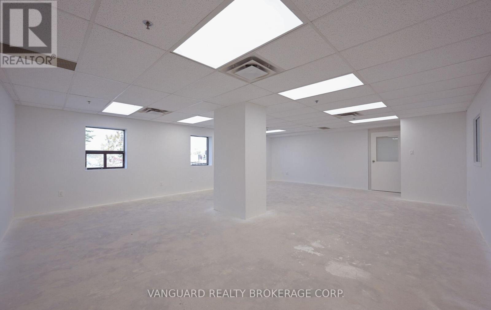 7-8 - 13 Holland Drive, Caledon, Ontario  L7E 1G7 - Photo 47 - W12663296