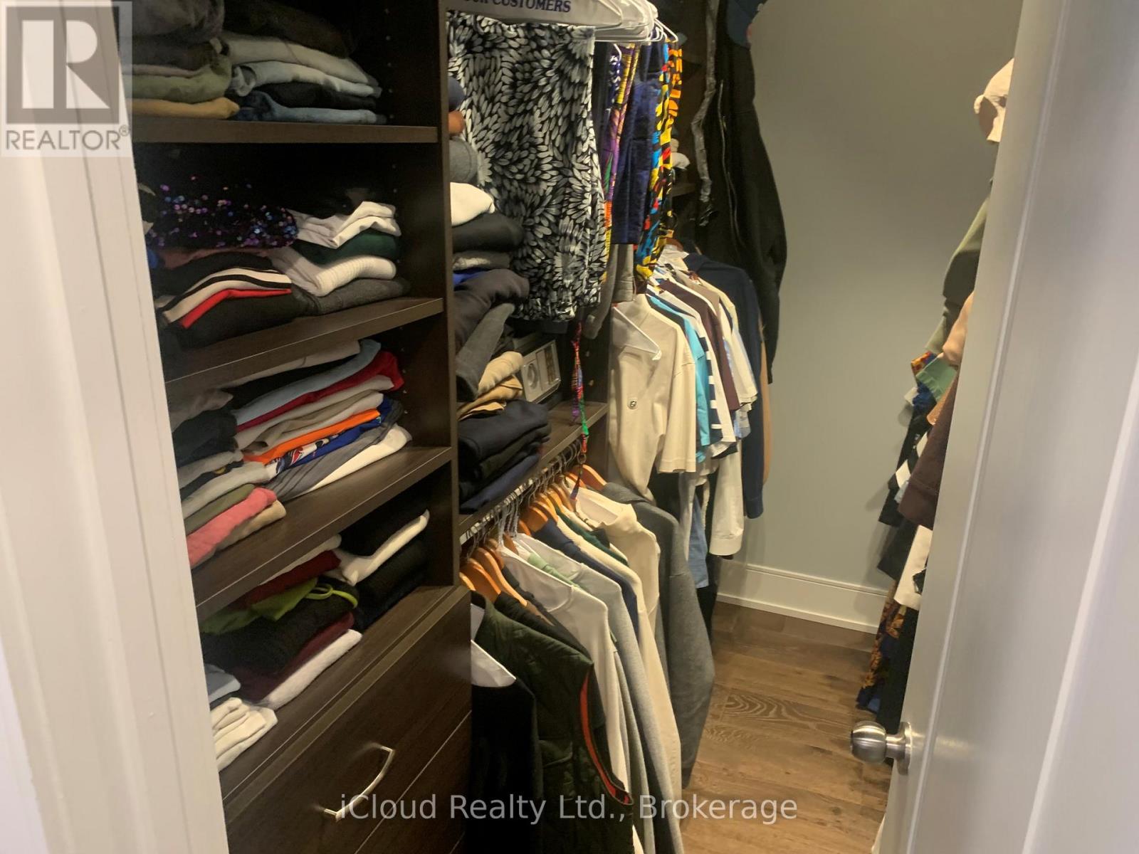 878 Blyleven Boulevard, Mississauga, Ontario  L5V 2J3 - Photo 10 - W12663318