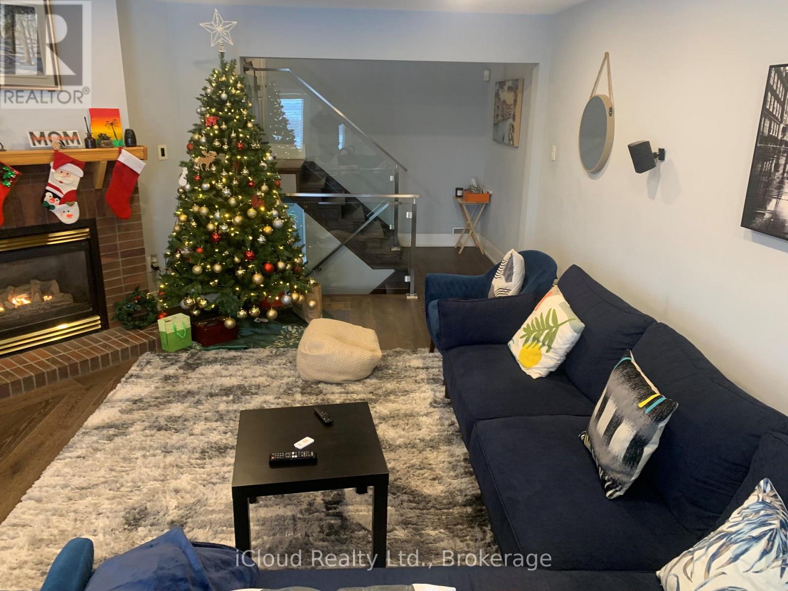 878 Blyleven Boulevard, Mississauga, Ontario  L5V 2J3 - Photo 7 - W12663318