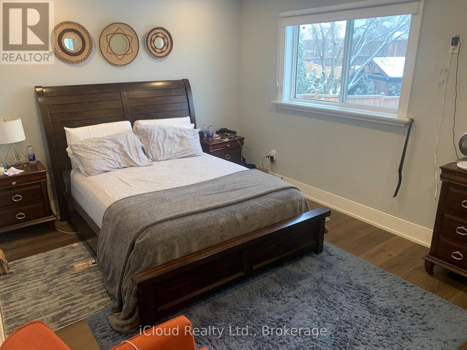 878 Blyleven Boulevard, Mississauga, Ontario  L5V 2J3 - Photo 9 - W12663318