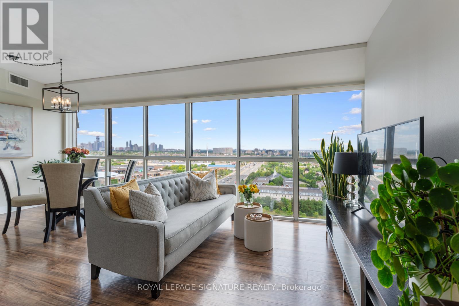 Lph4 - 880 Dundas Street W, Mississauga, Ontario  L5C 4H3 - Photo 7 - W12663322