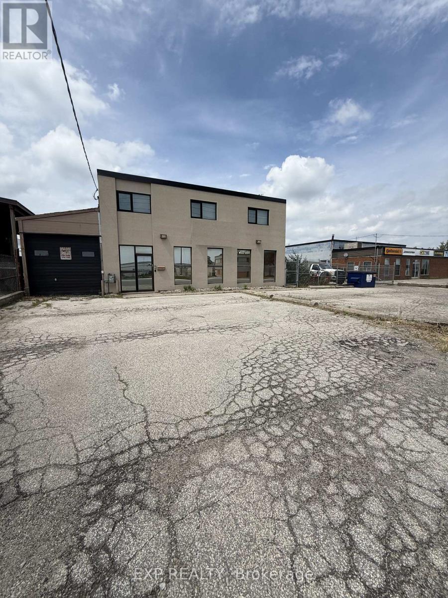 1261 Britannia Road E, Mississauga, Ontario  L4W 1C7 - Photo 1 - W12663350