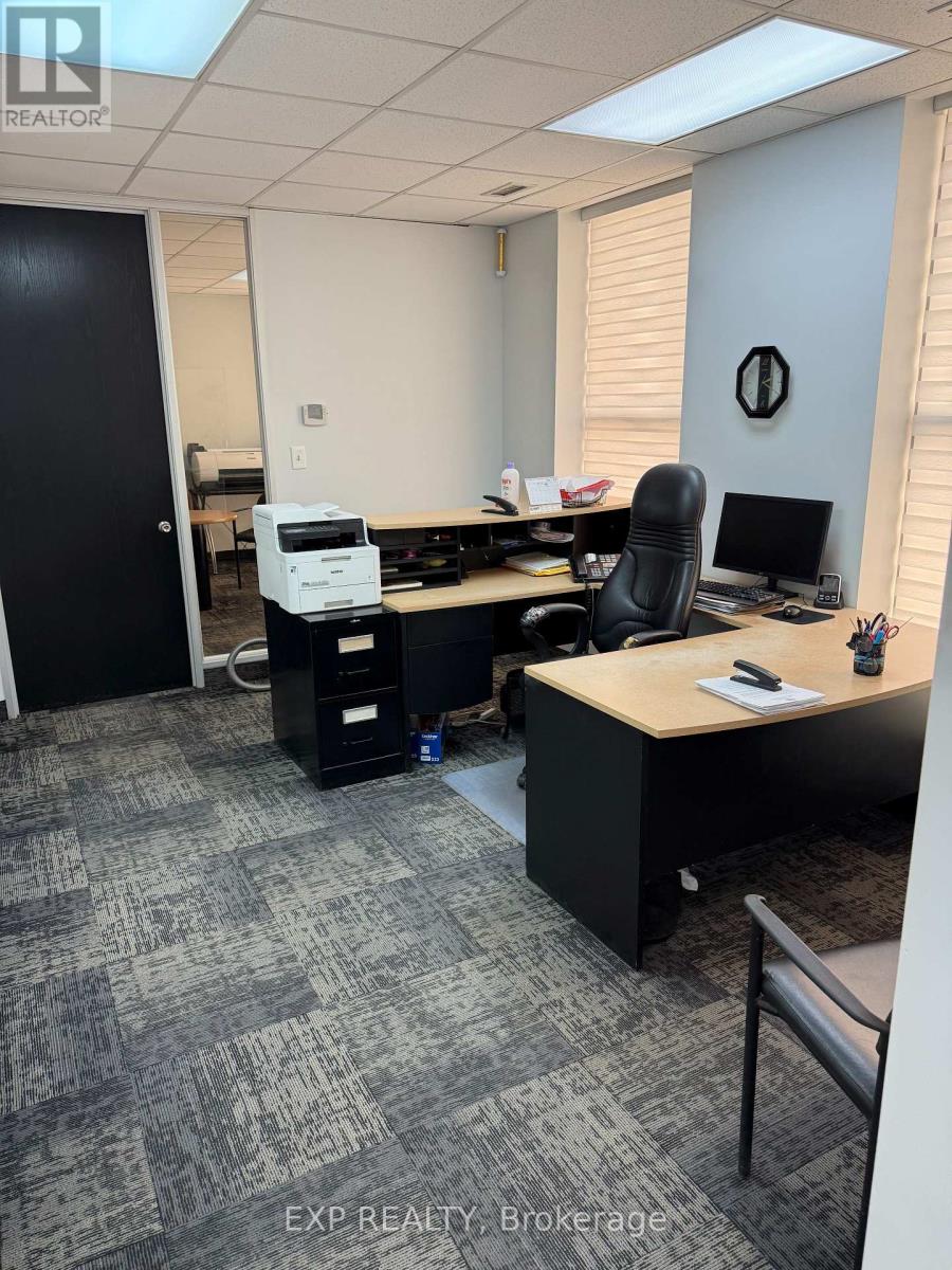 1261 Britannia Road E, Mississauga, Ontario  L4W 1C7 - Photo 13 - W12663350