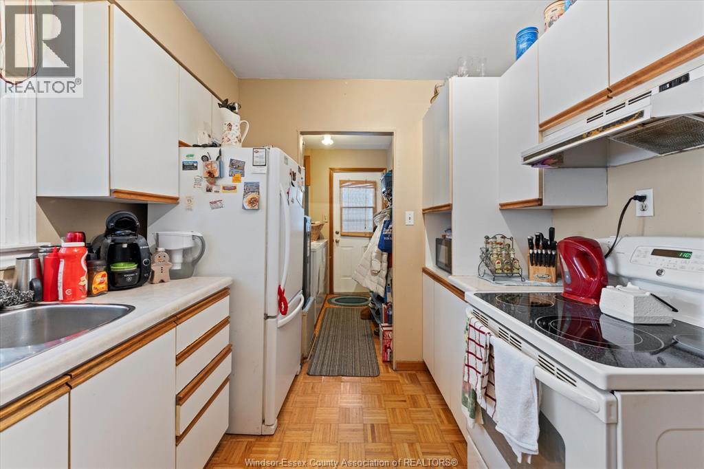 1731 Jefferson Boulevard, Windsor, Ontario  N8T 2V6 - Photo 13 - 26000210