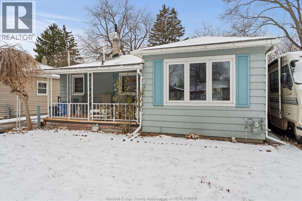 1731 Jefferson Boulevard, Windsor, Ontario  N8T 2V6 - Photo 2 - 26000210