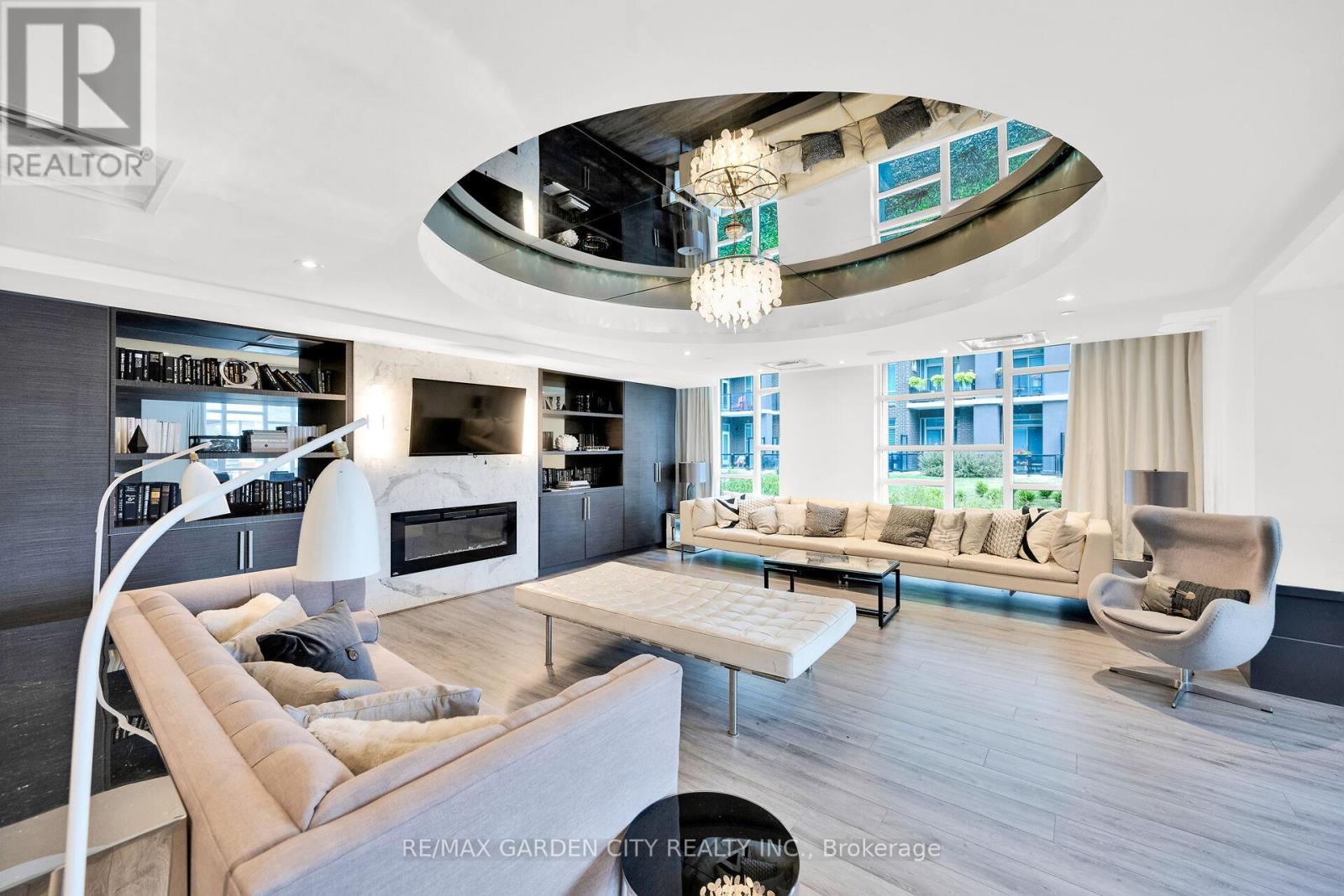 408 - 10 Concord Place, Grimsby, Ontario  L3M 0G6 - Photo 37 - X12663140