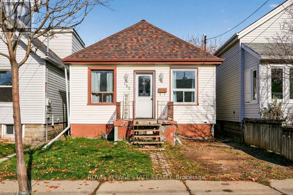 163 Hope Avenue, Hamilton, Ontario  L8H 2E7 - Photo 1 - X12663300