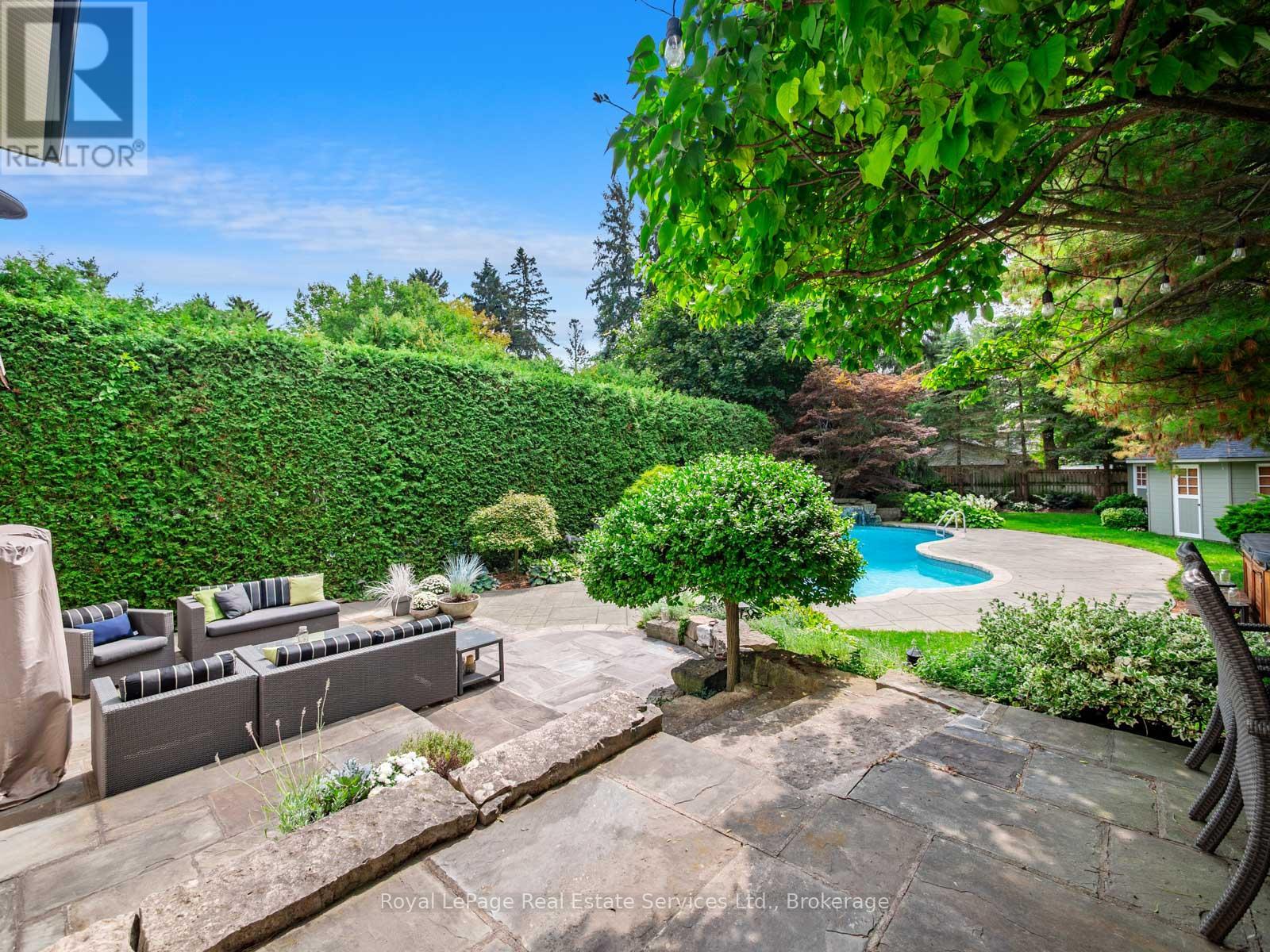 74 West Street, Oakville, Ontario  L6L 2Y7 - Photo 40 - W12663352