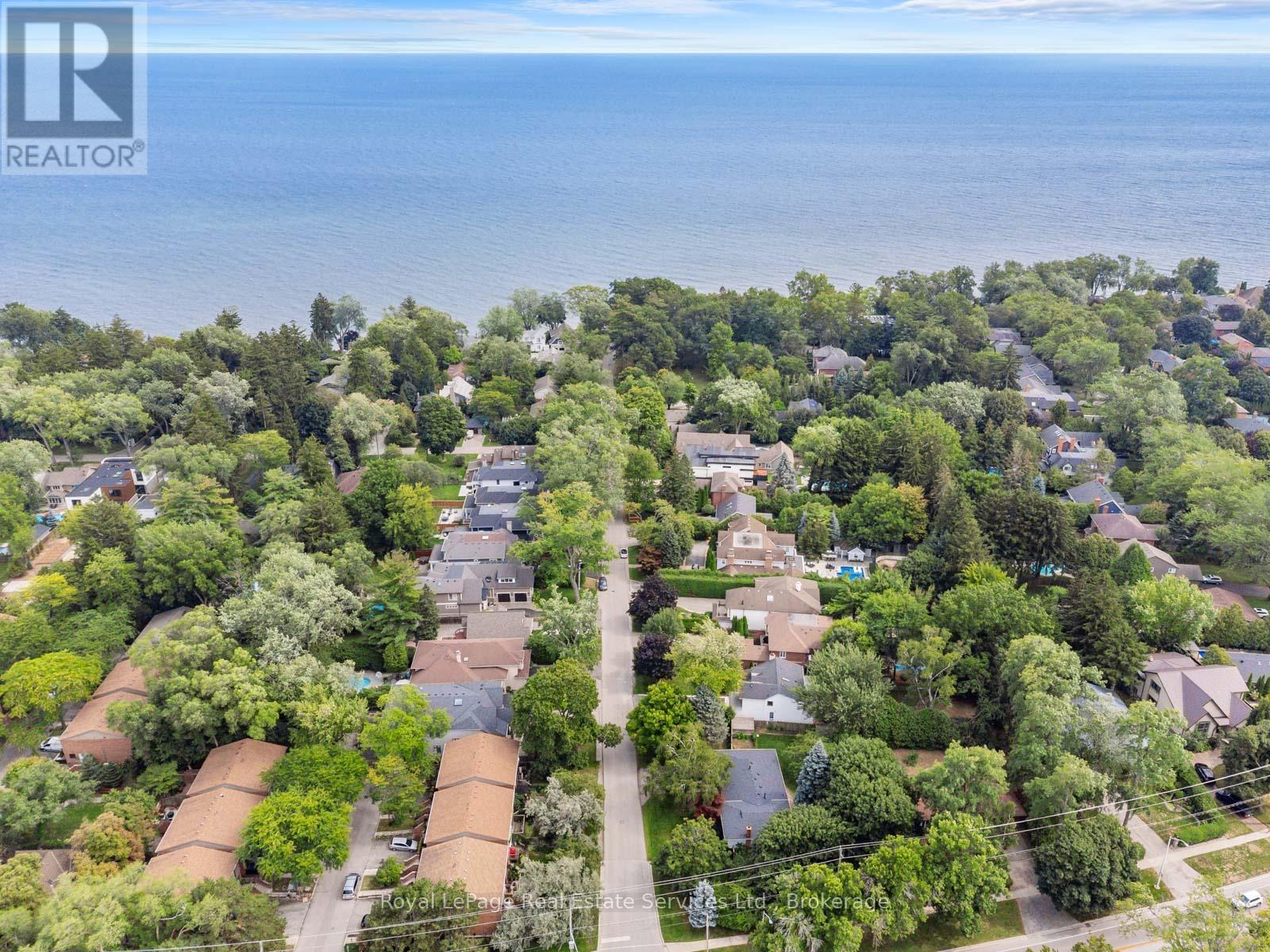 74 West Street, Oakville, Ontario  L6L 2Y7 - Photo 48 - W12663352