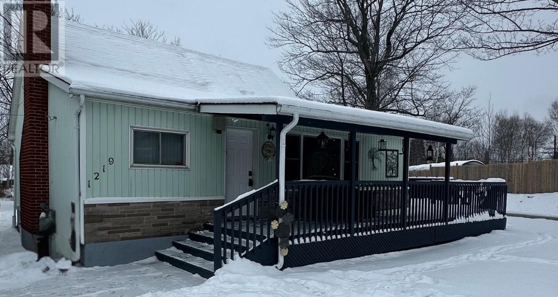 1219 Howey Drive, Sudbury, Ontario  P3B 1H6 - Photo 2 - 2125387