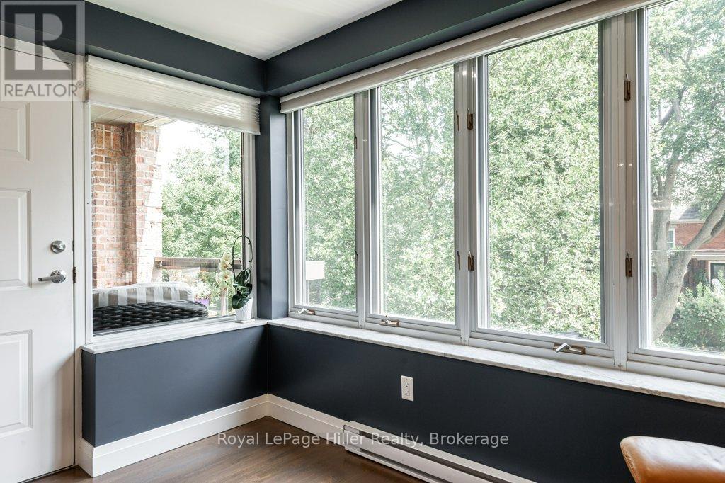 205 - 30 Front Street, Stratford, Ontario  N5A 7S3 - Photo 12 - X12663402