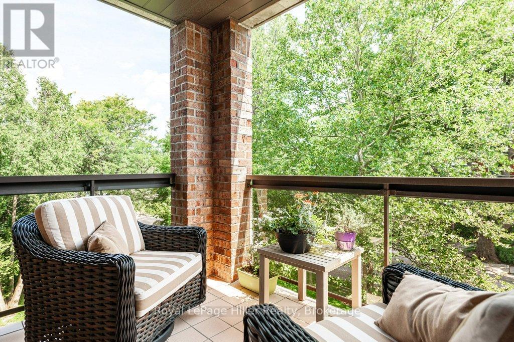 205 - 30 Front Street, Stratford, Ontario  N5A 7S3 - Photo 13 - X12663402