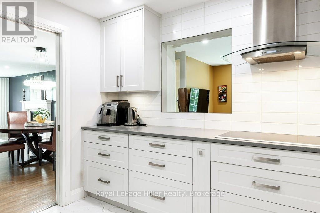 205 - 30 Front Street, Stratford, Ontario  N5A 7S3 - Photo 23 - X12663402