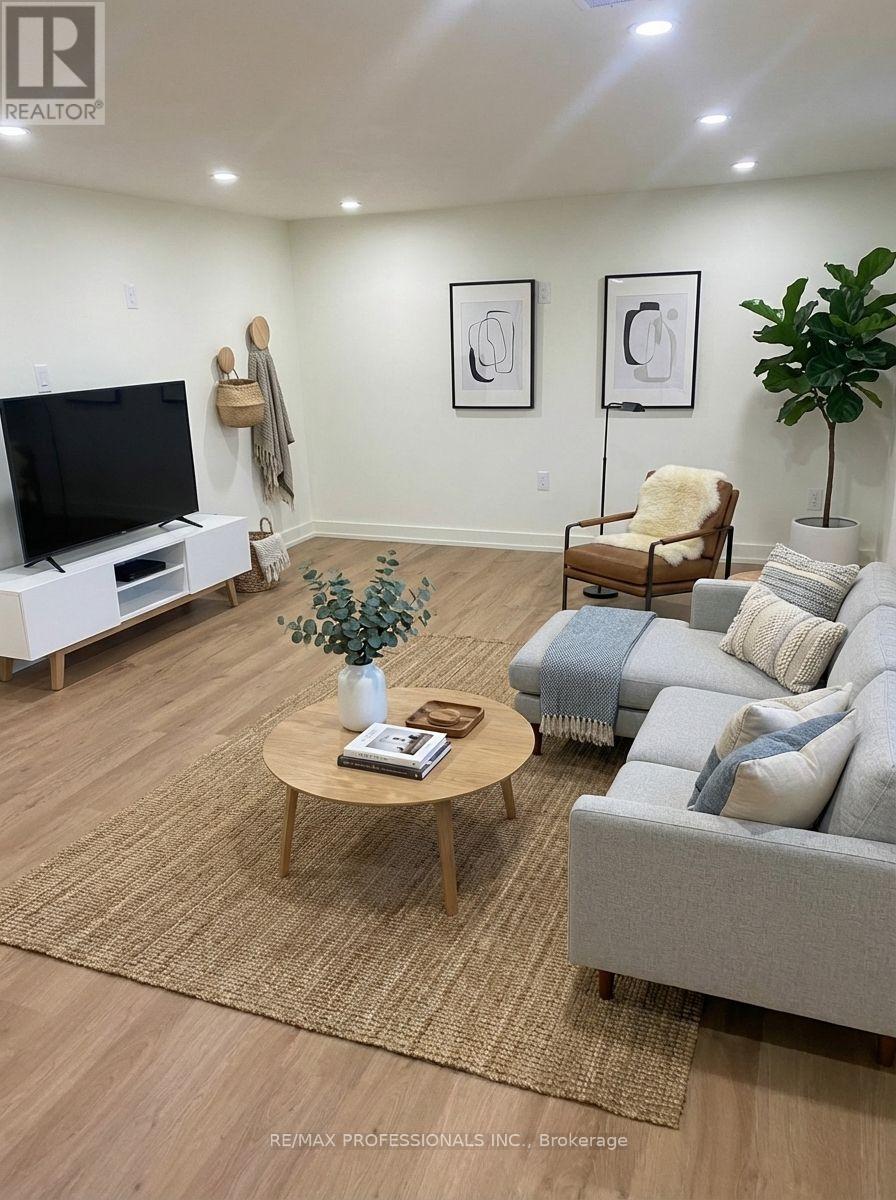 Lower - 10 Cindy Drive, St. Catharines, Ontario  L2M 6K1 - Photo 7 - X12628500