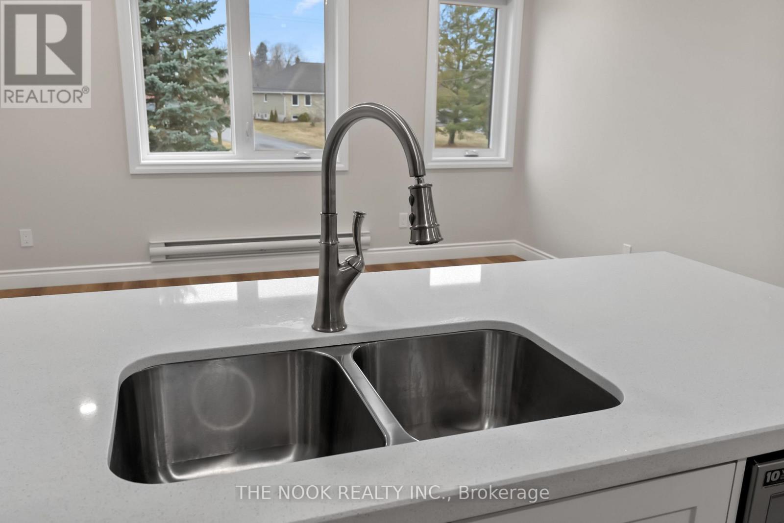 315 Aldred Drive, Scugog, Ontario  L9L 1B6 - Photo 11 - E12663306