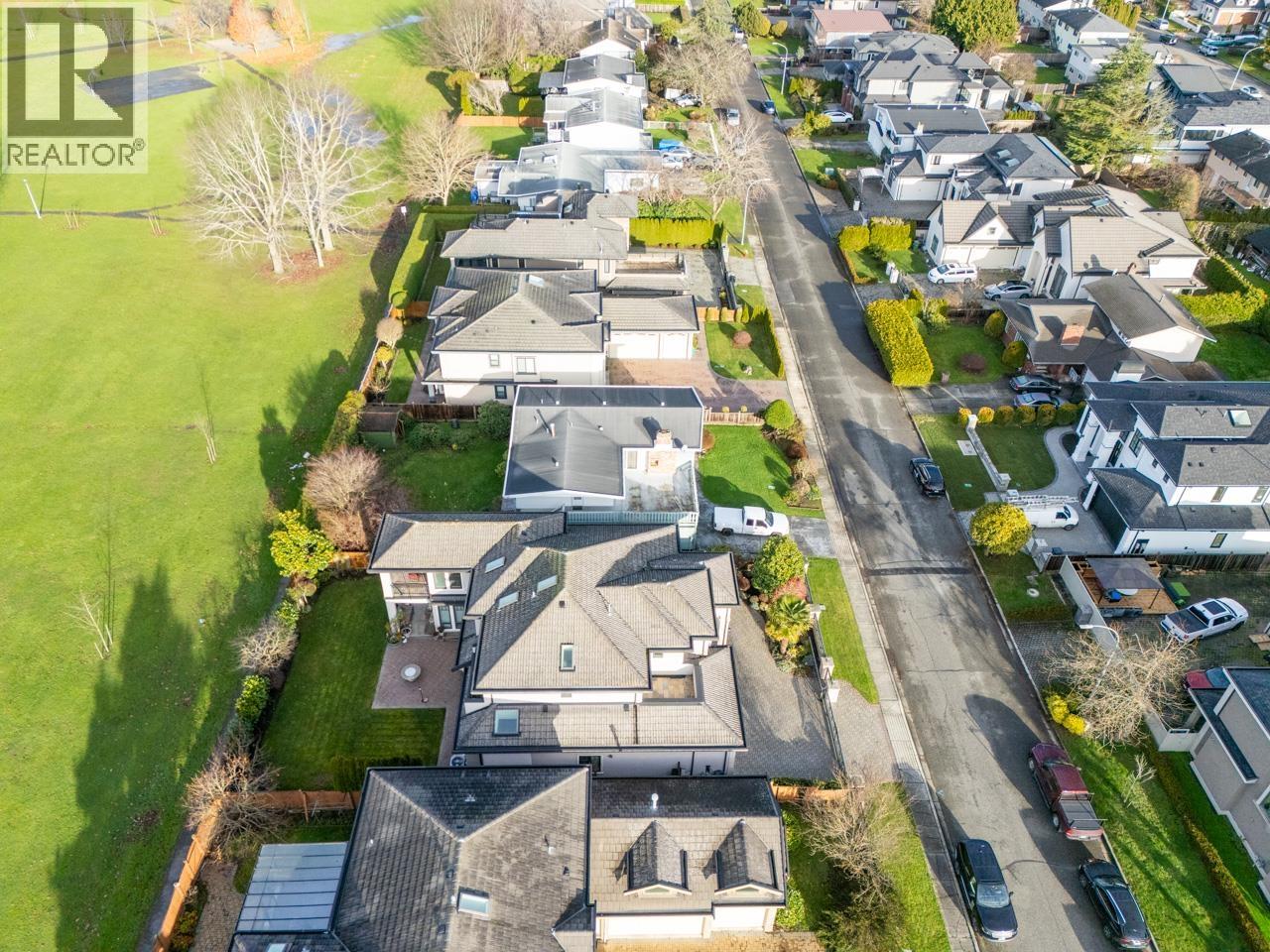 Listing Picture 35 of 37 : 7291 PARRY STREET, Richmond / 烈治文 - 魯藝地產 Yvonne Lu Group - MLS Medallion Club Member