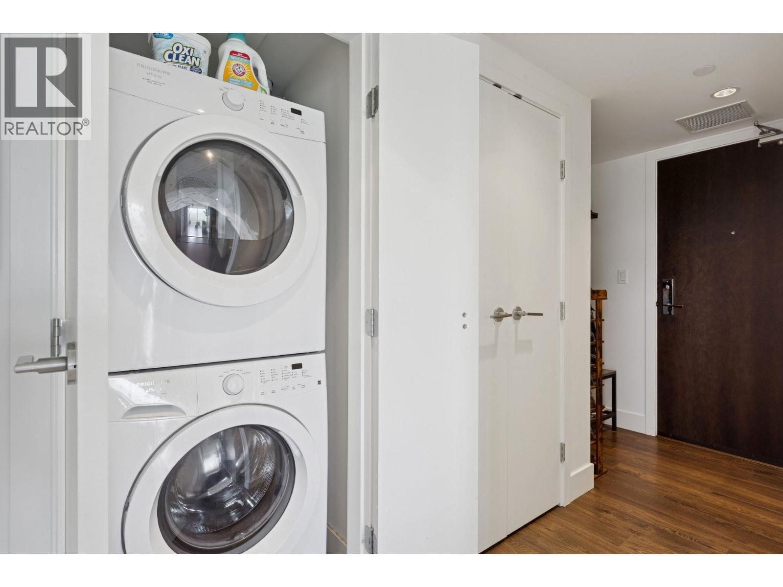 1702 1550 Fern Street, North Vancouver, British Columbia  V7J 0A9 - Photo 21 - R3071268