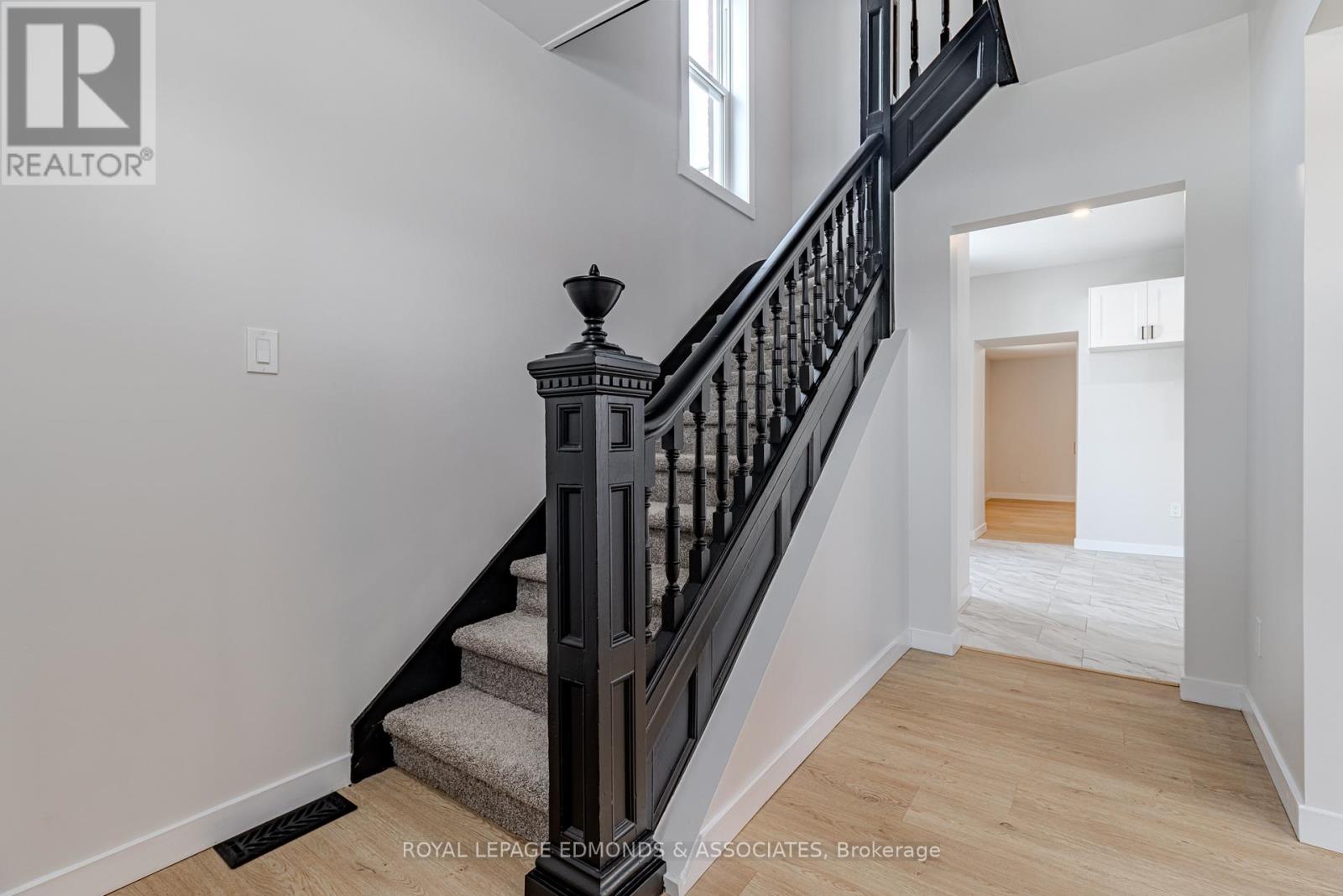 204 Mcallister Street, Pembroke, Ontario  K8A 3G2 - Photo 12 - X12663486