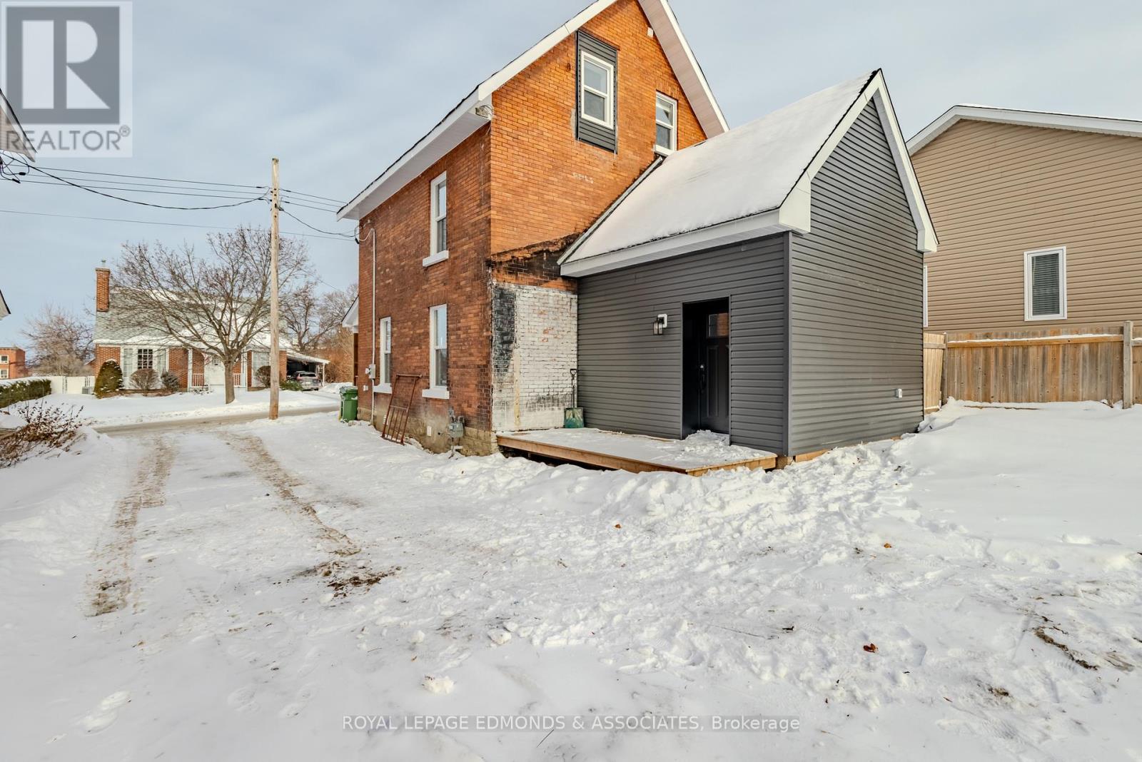 204 Mcallister Street, Pembroke, Ontario  K8A 3G2 - Photo 36 - X12663486
