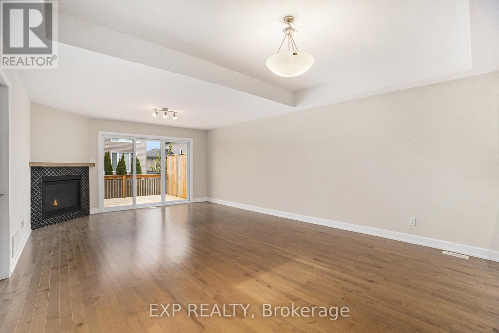 701 Azure Street, Russell, Ontario  K4R 0E5 - Photo 5 - X12663392