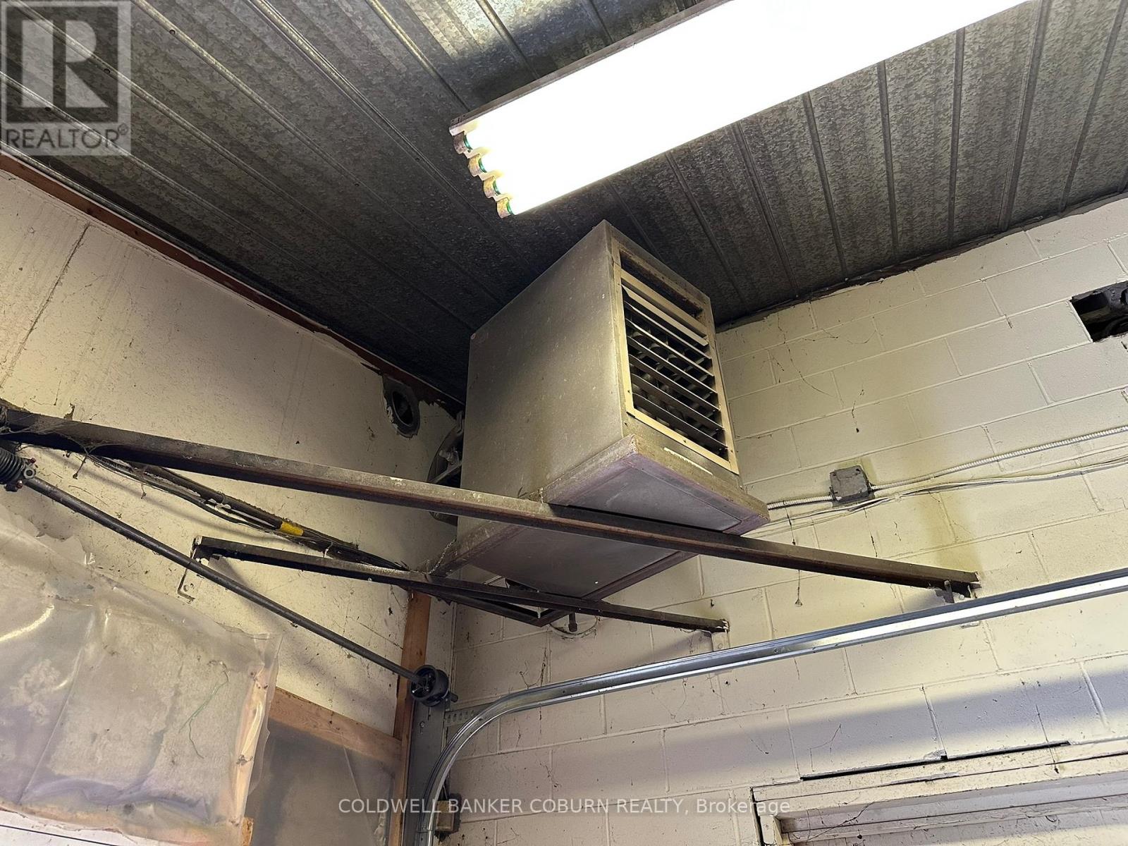 4130 Carman Road, South Dundas, Ontario  K0E 1C0 - Photo 10 - X12663408