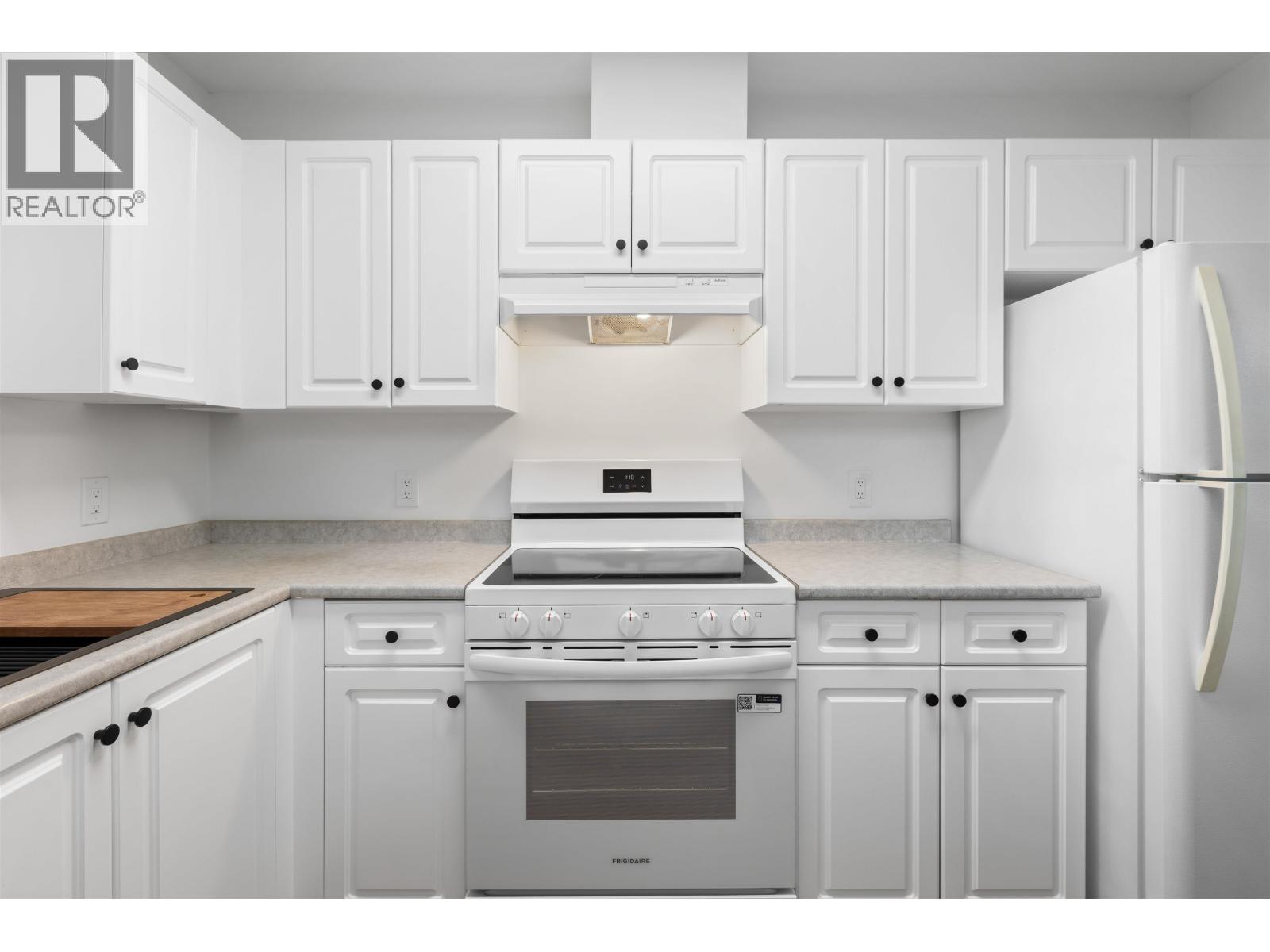 404 3638 Rae Avenue, Vancouver, British Columbia V5R 2P5 - Photo 11 - R3075893