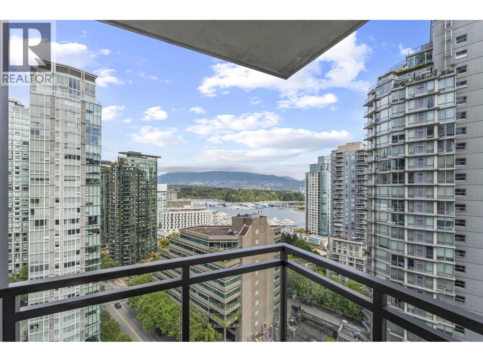 1705 1211 Melville Street, Vancouver, British Columbia  V6E 0A7 - Photo 29 - R3075904