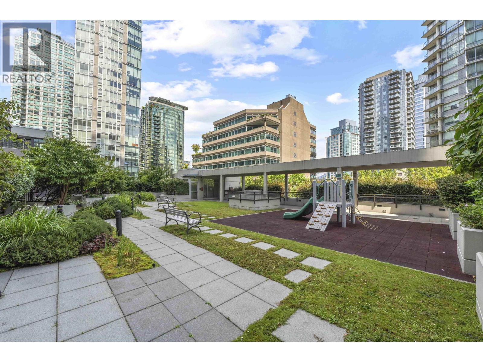 1705 1211 Melville Street, Vancouver, British Columbia  V6E 0A7 - Photo 32 - R3075904