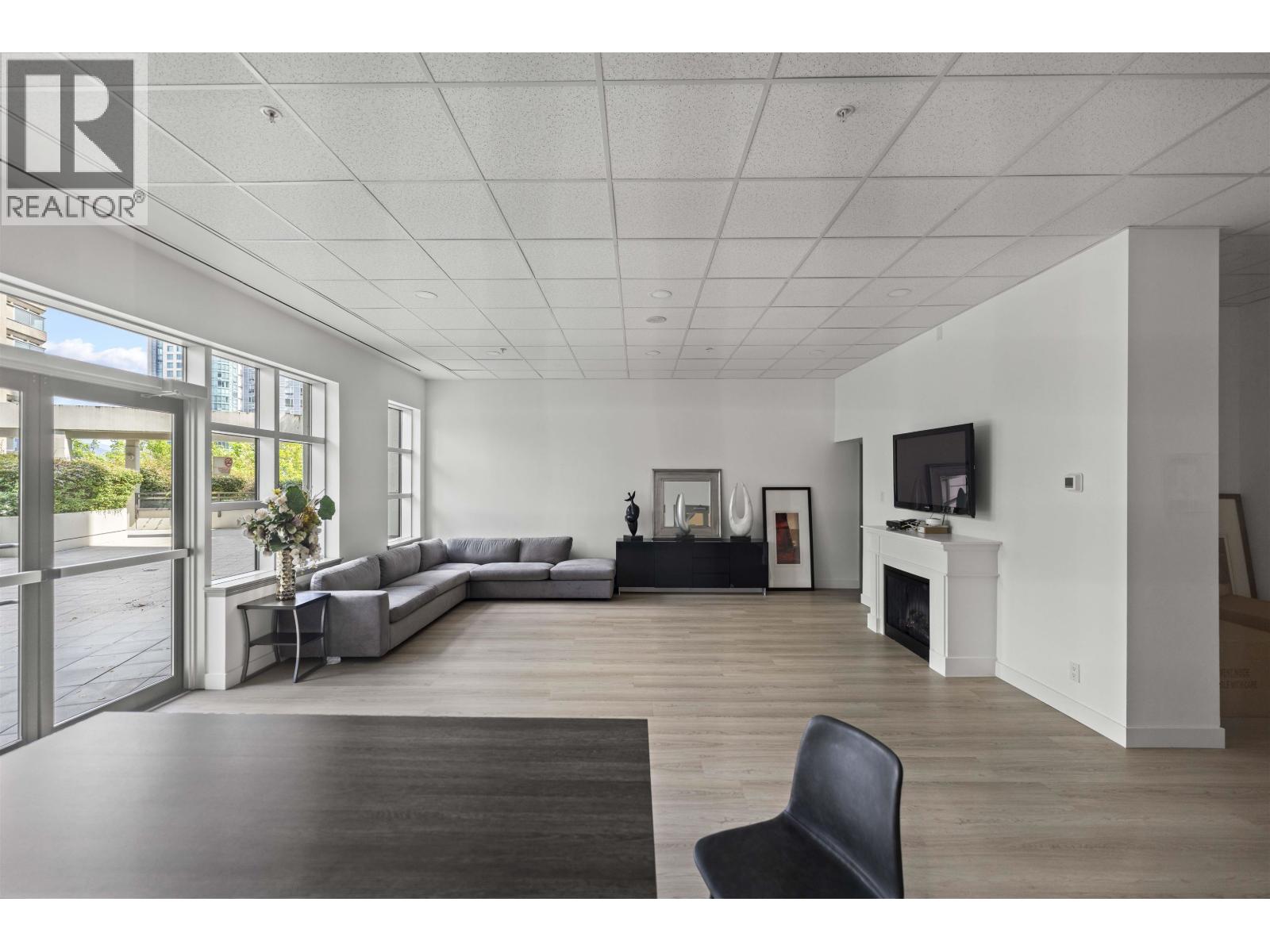 1705 1211 Melville Street, Vancouver, British Columbia  V6E 0A7 - Photo 5 - R3075904