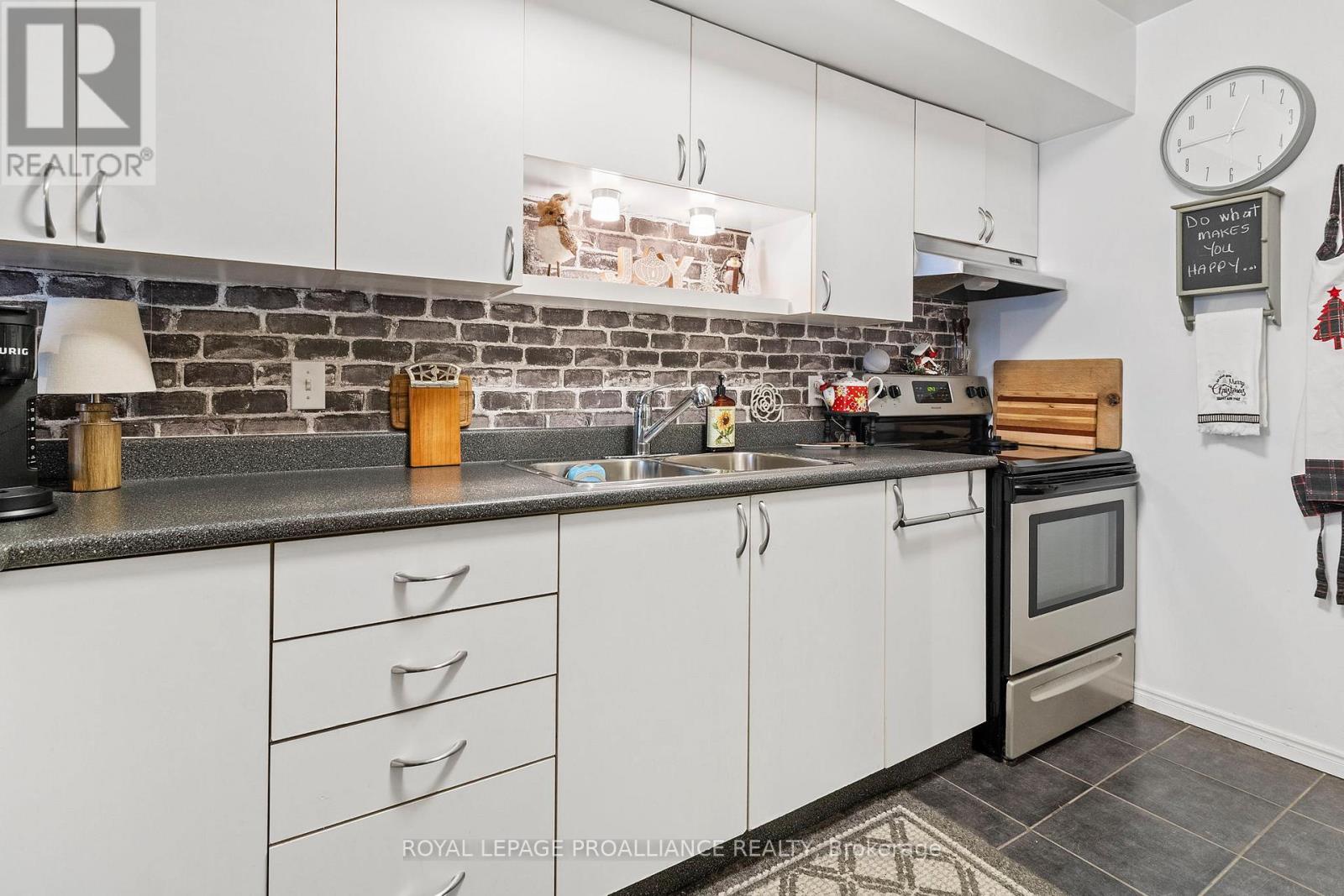 1165 Cuthbertson Avenue, Brockville, Ontario  K6V 7B1 - Photo 11 - X12663492