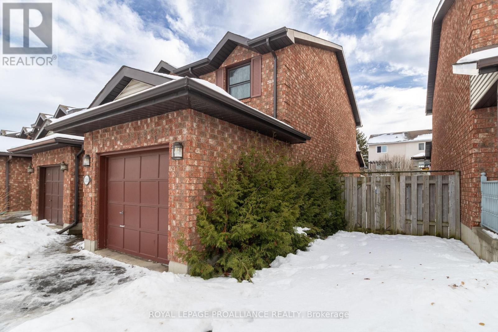 1165 Cuthbertson Avenue, Brockville, Ontario  K6V 7B1 - Photo 2 - X12663492