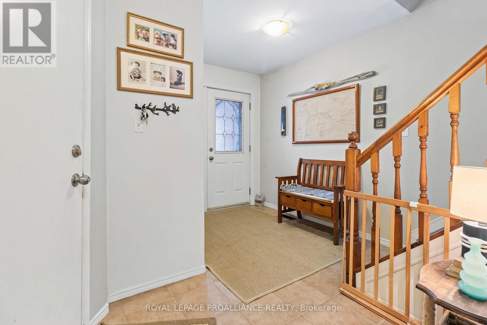 1165 Cuthbertson Avenue, Brockville, Ontario  K6V 7B1 - Photo 4 - X12663492